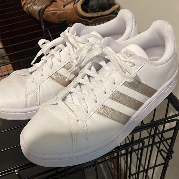 adidas gazelle silver green womens Adidas Women's Lace Up Grand Court 2.0 Cloudfoam Lifestyle Low-Top Sho —  Ewirelessgear main image 0